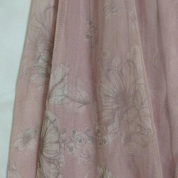 NWT Express Tulle Midi Length Skirt, Color Pink/White Size M - Picture 4 of 13